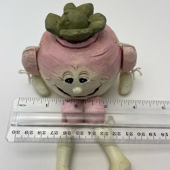 VINTAGE 80's Fruit Vegetable Shelf Sitter Anthropomorphic Resin Turnip - Picture 12 of 14